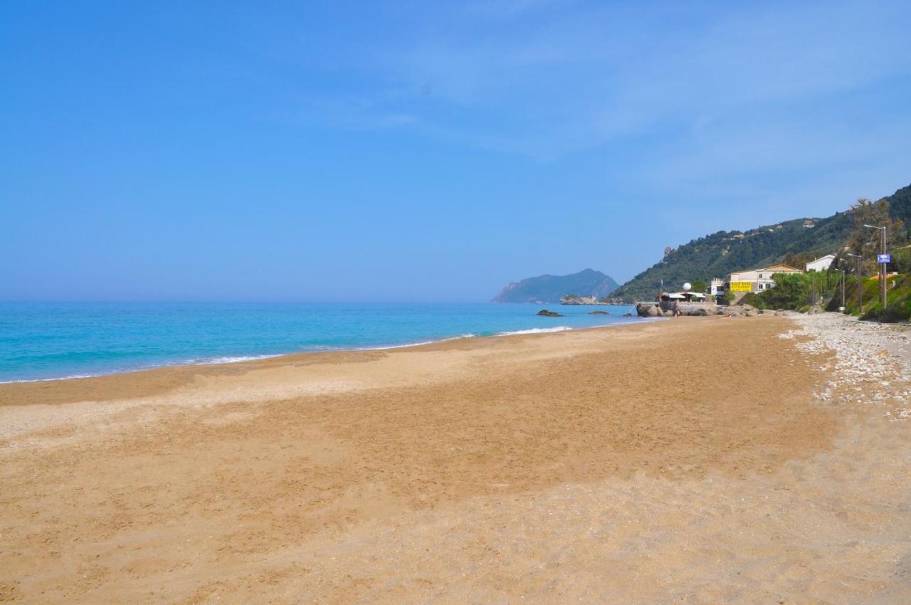 Natalia Apartment B With Panoramic Sea Views Of Agios Gordios Bay מראה חיצוני תמונה