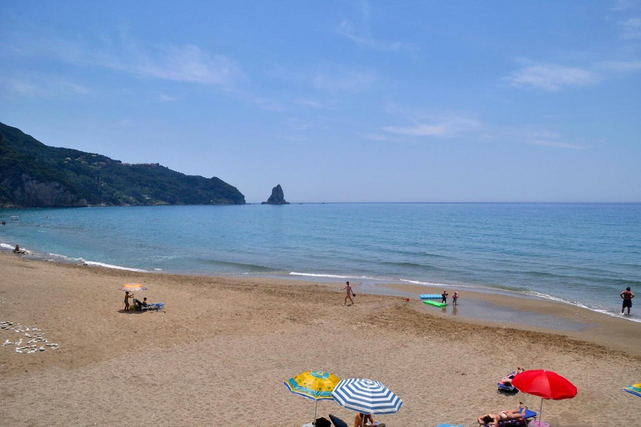 Natalia Apartment B With Panoramic Sea Views Of Agios Gordios Bay מראה חיצוני תמונה