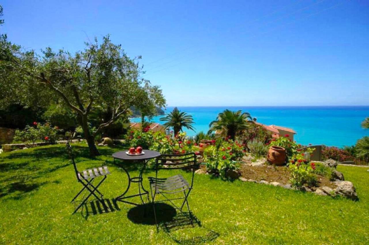 Natalia Apartment B With Panoramic Sea Views Of Agios Gordios Bay מראה חיצוני תמונה