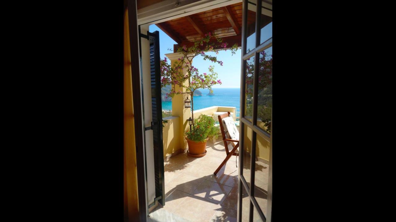 Natalia Apartment B With Panoramic Sea Views Of Agios Gordios Bay מראה חיצוני תמונה