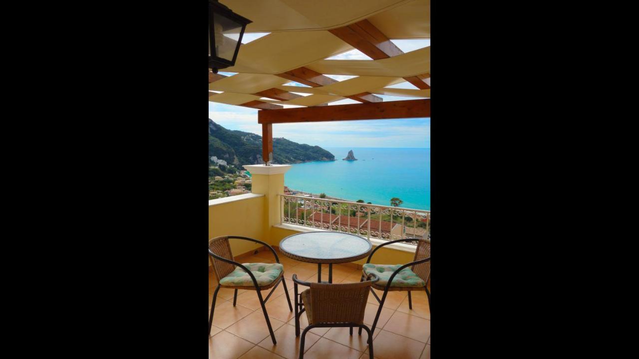 Natalia Apartment B With Panoramic Sea Views Of Agios Gordios Bay מראה חיצוני תמונה