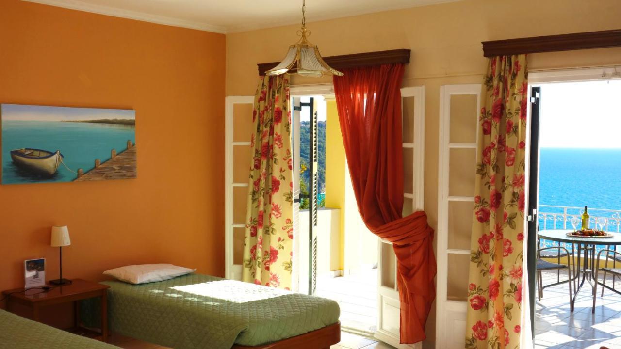 Natalia Apartment B With Panoramic Sea Views Of Agios Gordios Bay מראה חיצוני תמונה